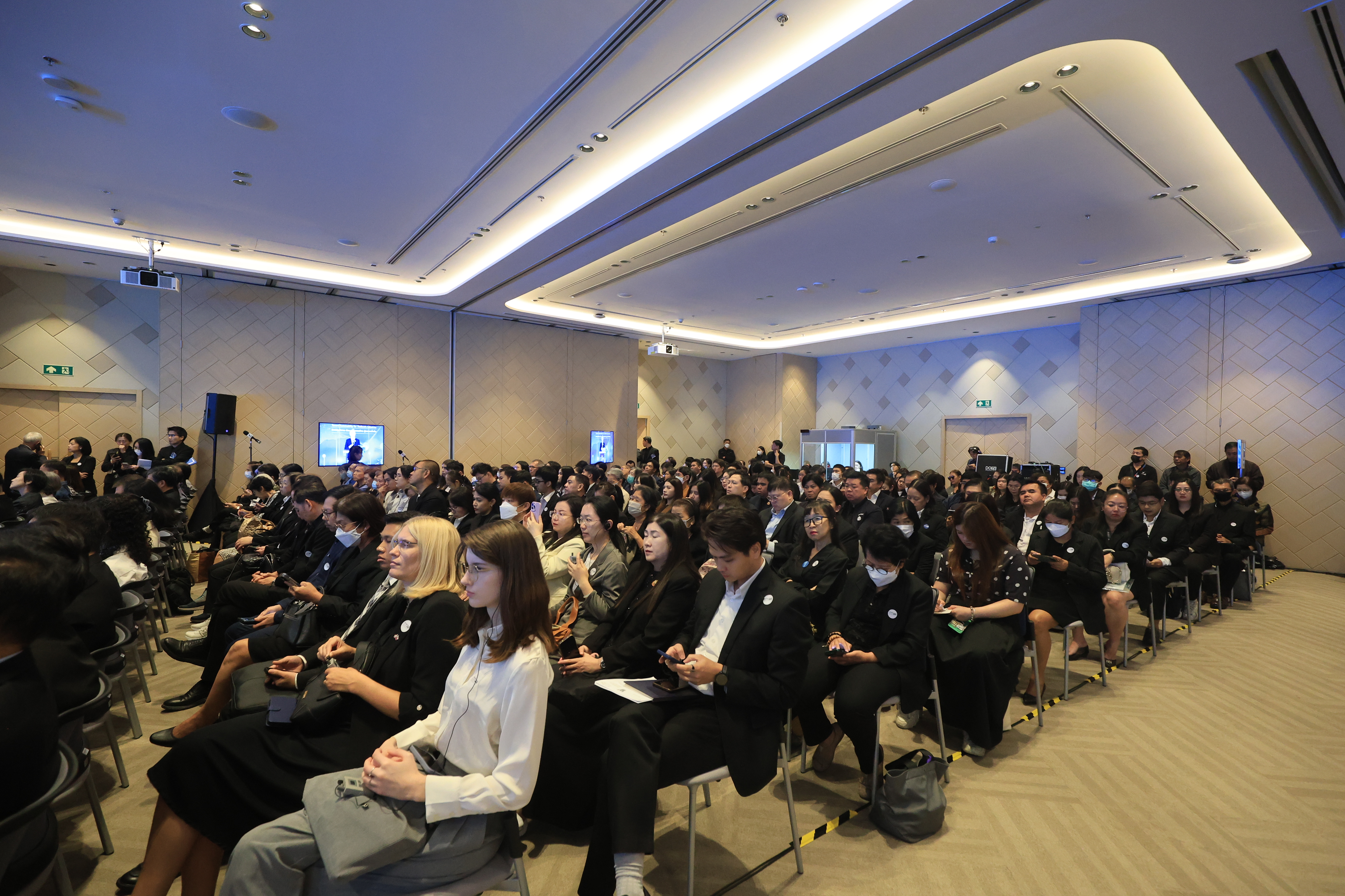 title - ส.ป.ก. ร่วมงานประจำปีสำนักเศรษฐกิจอุตสาหกรรม (OIE Forum) ครั้งที่ 17